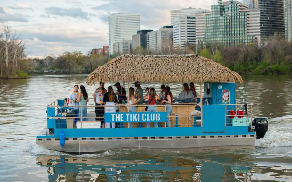 Potomac Tiki Club - Georgetown 17 - 2000px - 00-min
