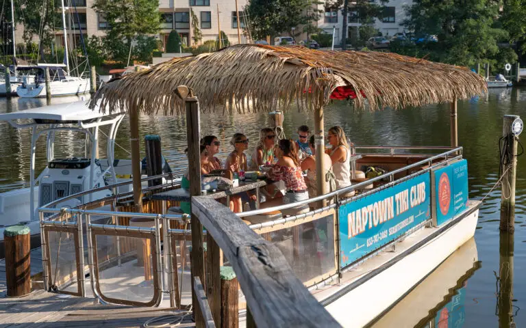 Naptown-Tiki-Club-Annapolis-Moms-Network-2023-(14)-min