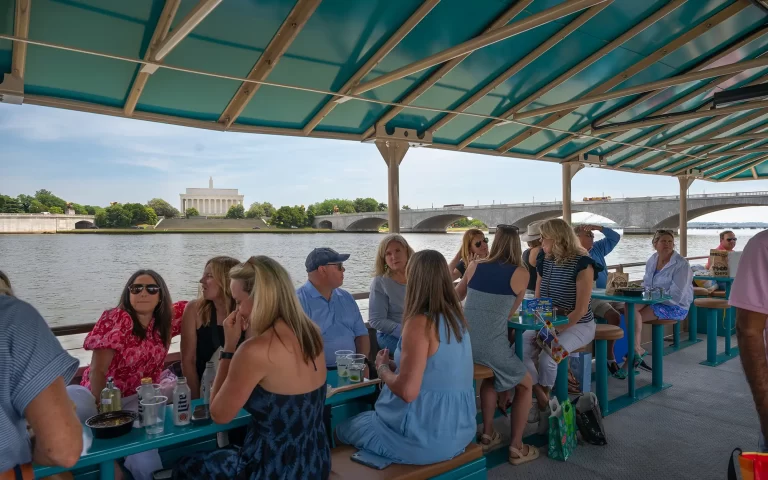 Cantina-Cruises-Maiden-Voyage (45)