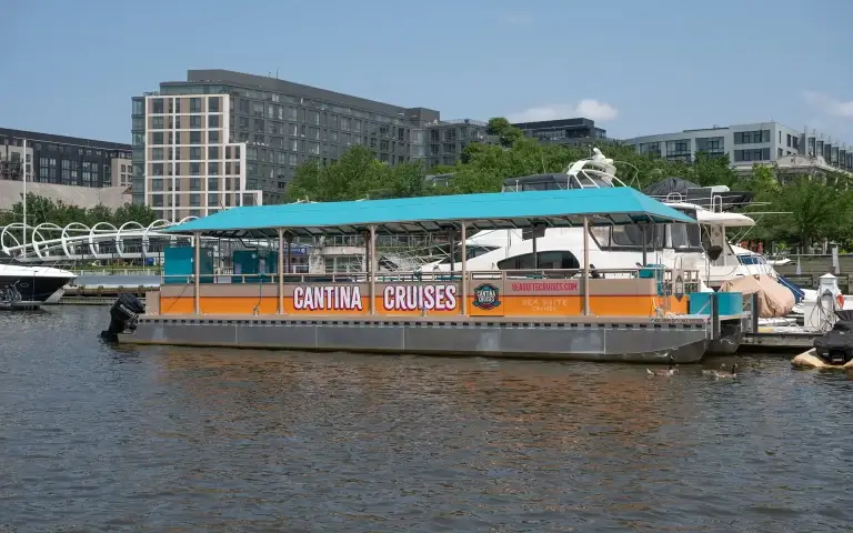 Cantina Cruises-Wrap Photoshoot (5)