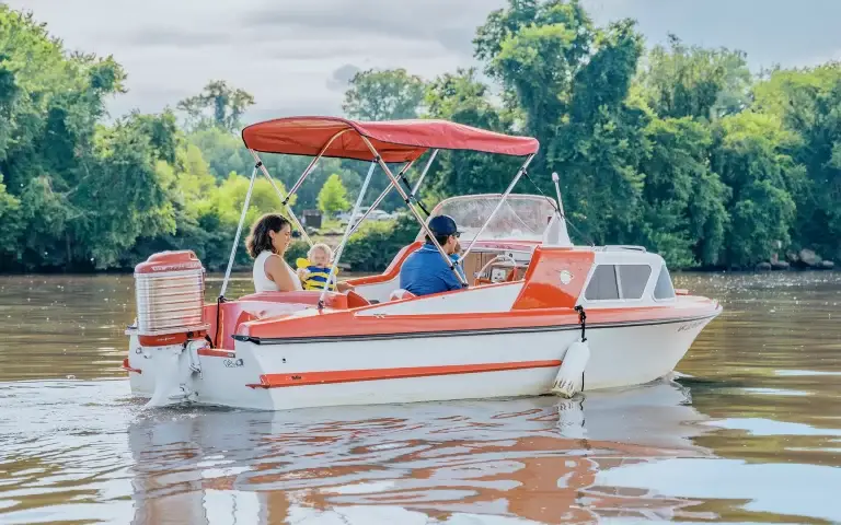 Retro-Boat-Rentals-RVA-Dottie (2)