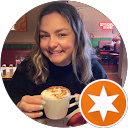 Julia Moluf profile picture