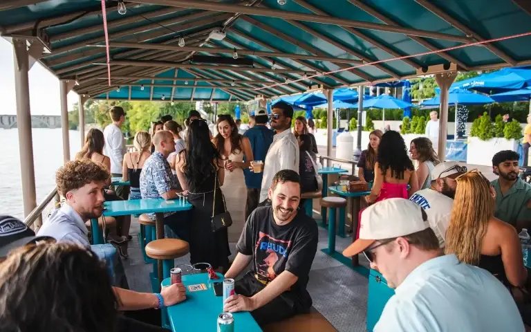 Sea-Suite-Cruises-Cantina-Cruises-DC-17A-(7)-min