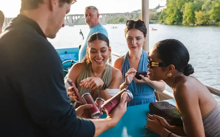 Sea-Suite-Cruises-Cantina-Cruises-DC-17B-(19)-min