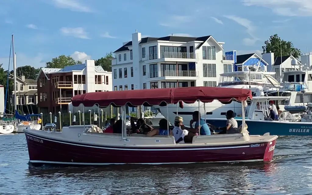 Sea-Suite-Cruises-Electric-Duffy-Boats-Annapolis-MD-(6)-min