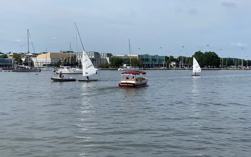 Sea-Suite-Cruises-Electric-Duffy-Boats-Annapolis-MD-(9)-min