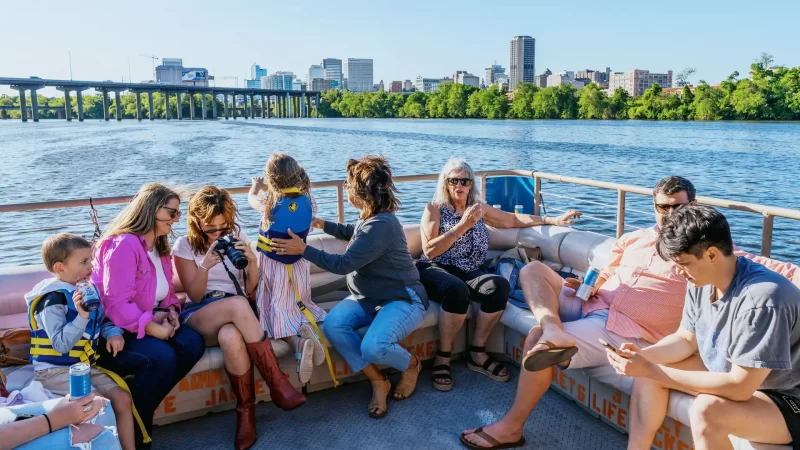 Richmond-VA-Tiki-Boat-Int (10)