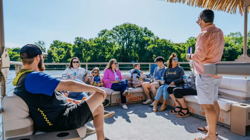 Richmond-VA-Tiki-Boat-Int (3)