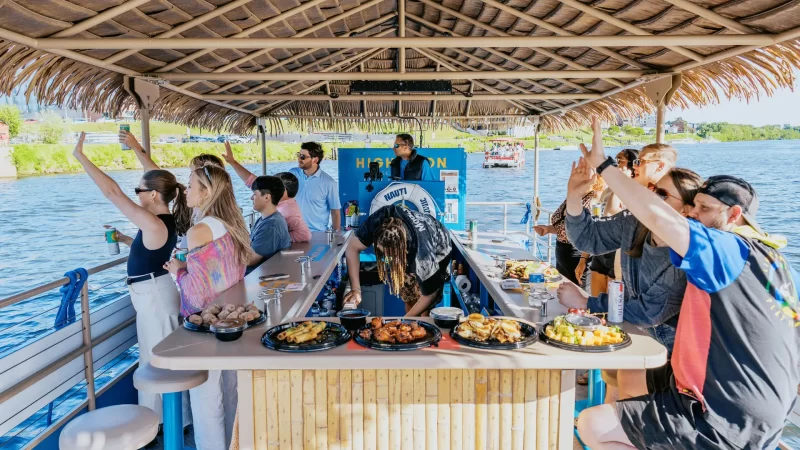 Richmond-VA-Tiki-Boat-Int (8)