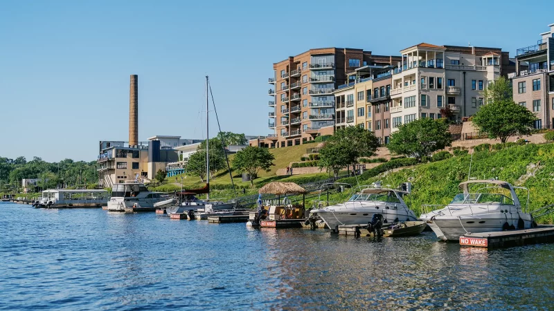 Sea-Suite-Cruises-Party-Boats-RVA-18A-(2)-min