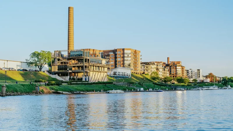 Sea-Suite-Cruises-Party-Boats-RVA-18A-(3)-min