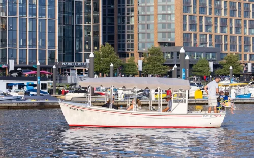 Sea-Suite-Cruises-SeaDC-Electric-Duffy-Boats-DC-(83)-min